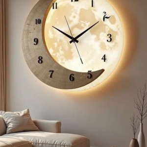 MOON GLOW Silent Wall Clock – นาฬิกาลายพระจันทร์เรืองแสง**