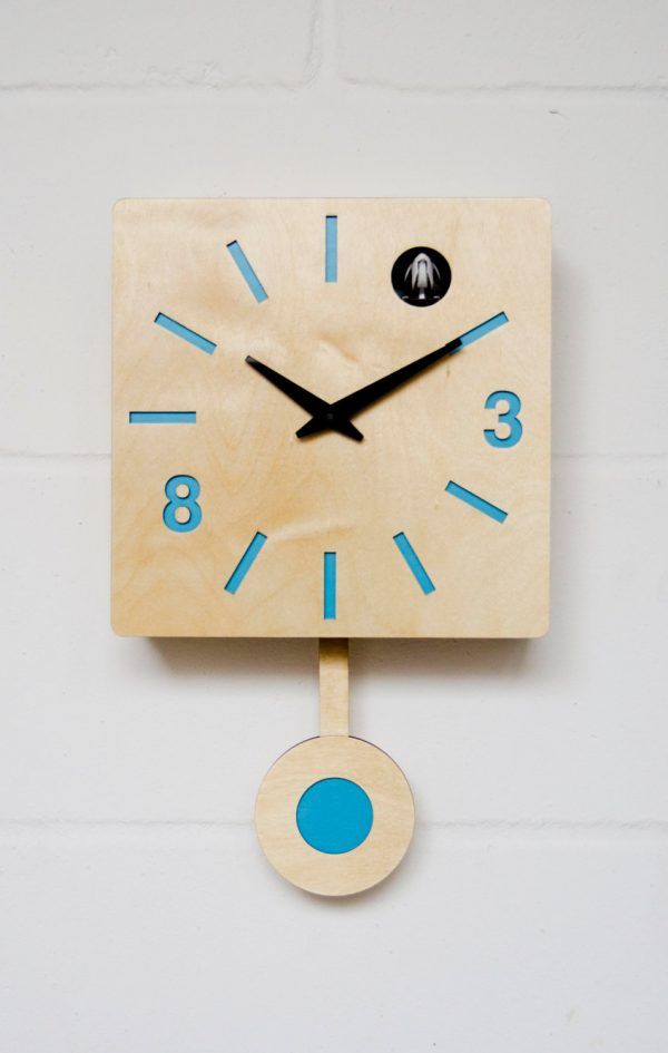 SCANDI SWING Pendulum Clock – นาฬิกาลูกตุ้มนอร์ดิกสีอ่อน**